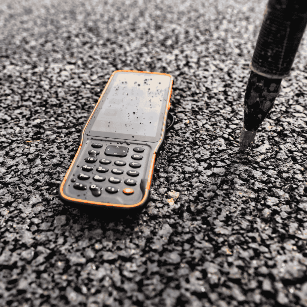 CHCNAV HCE600 (4) rugged controller in use